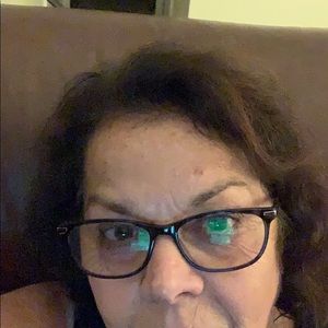 Meet your Posher, Carol